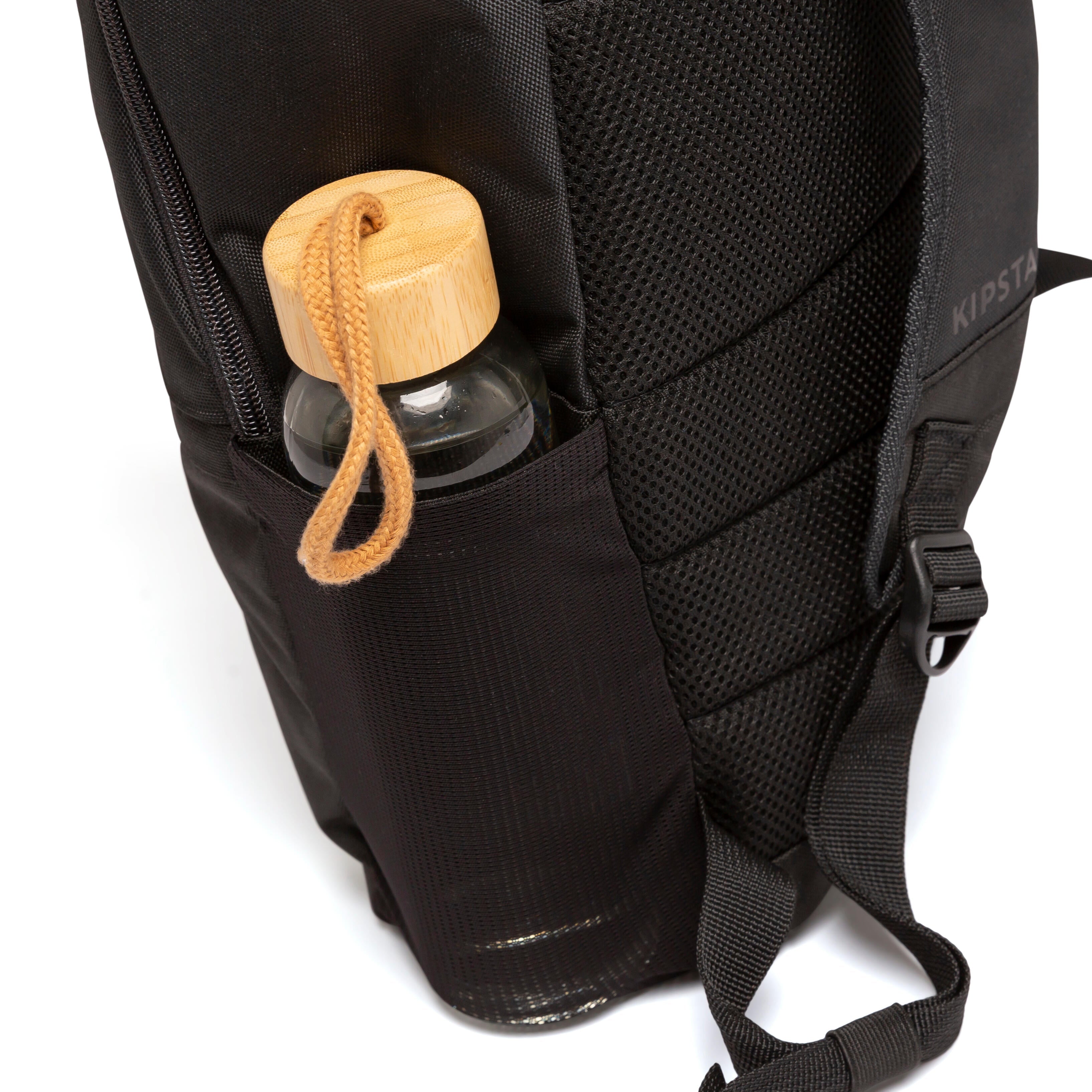 backpack_24L_essential_black